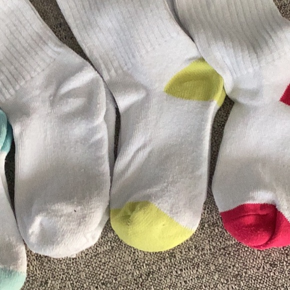 Socks 🟣 - Picture 2 of 4